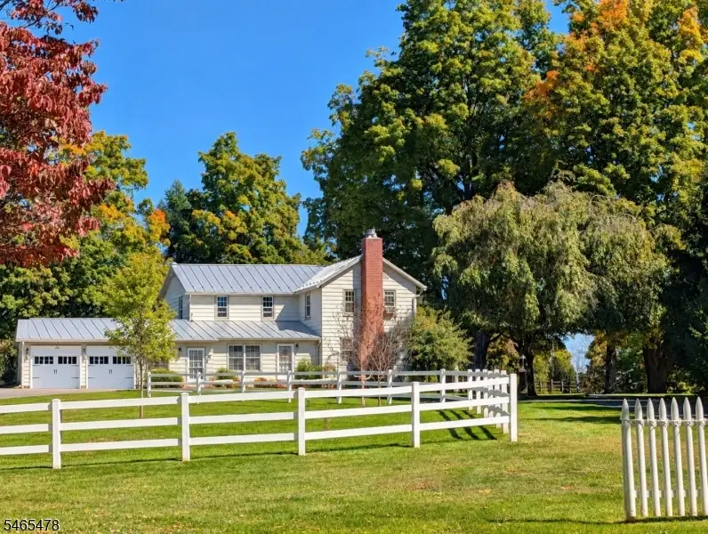 4 Hardwick Rd, Hardwick, NJ 07825 - #2