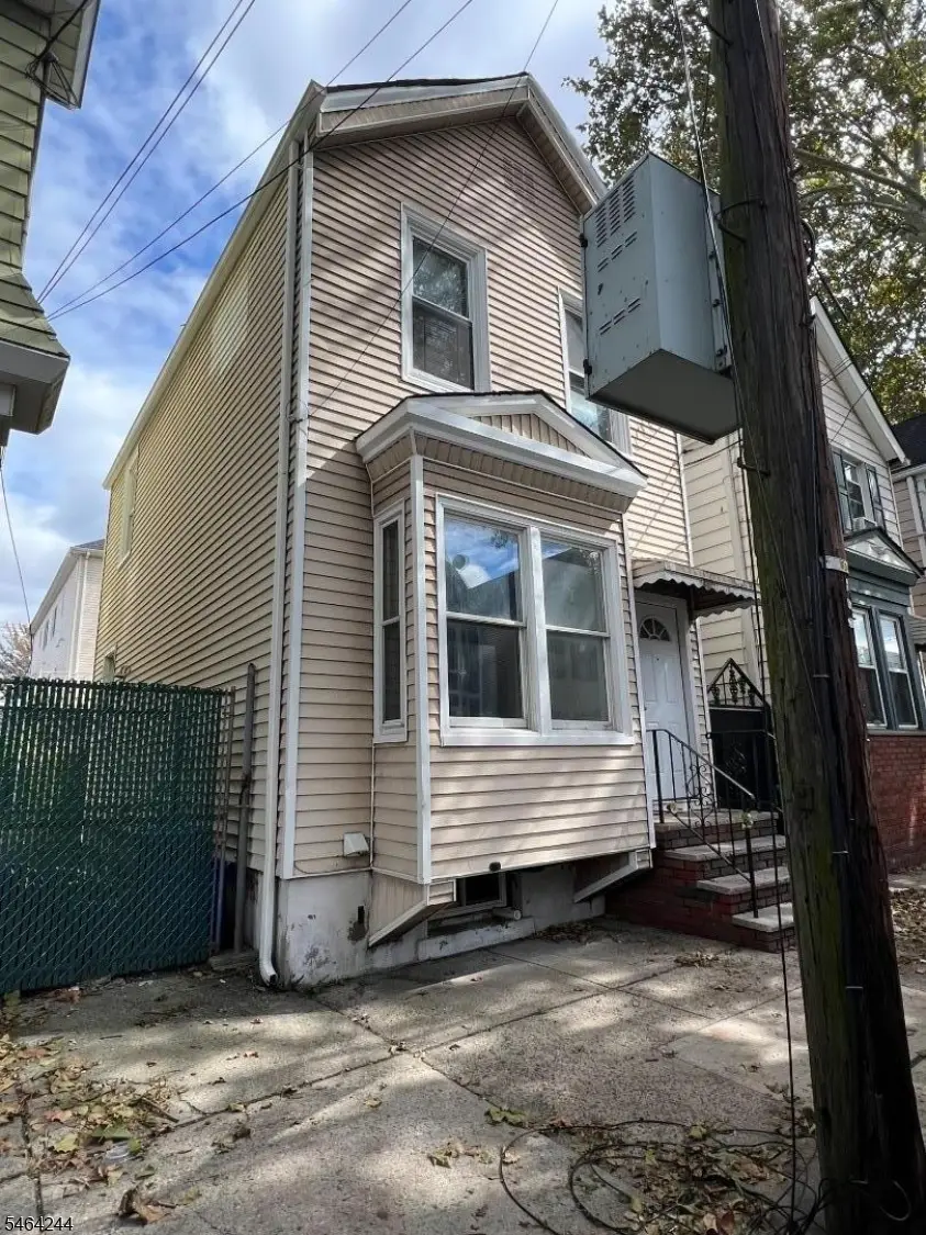 14 Lentz Ave, Newark, NJ 07105 - #1