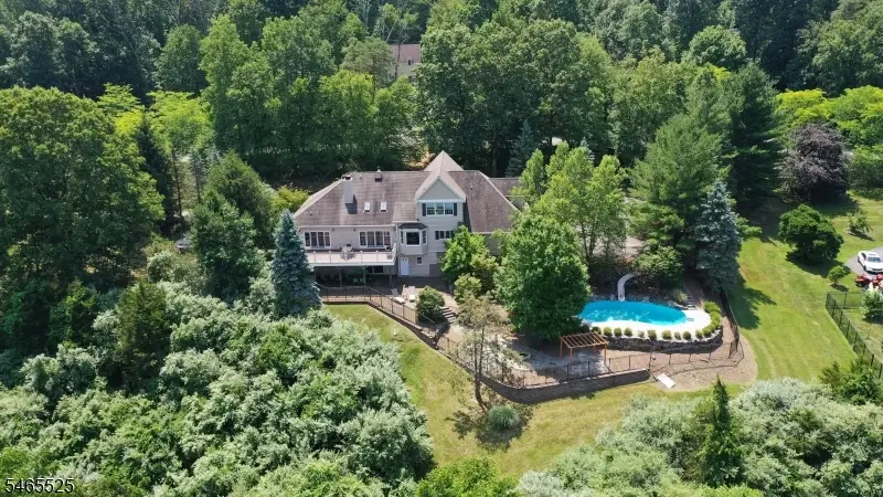 3 Shenandoah Ct, Washington, NJ 07853 - #1