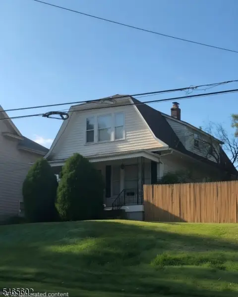 80 Freeman St, Woodbridge Twp., NJ 07095