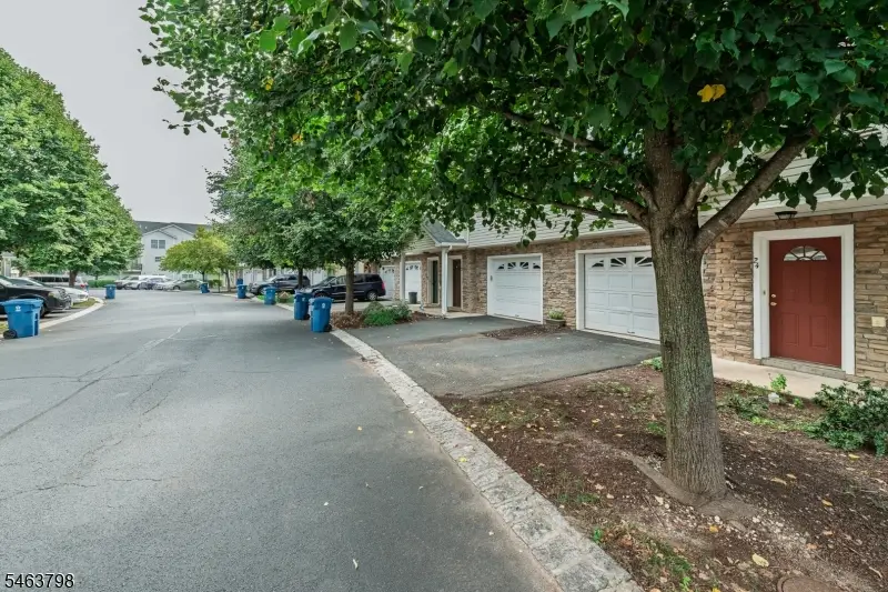 24 Alerica Ln #24, Franklin, NJ 08873 - #3