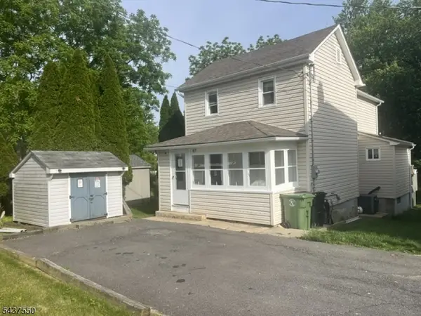 47 Mechanic St, Washington Boro, NJ 07882