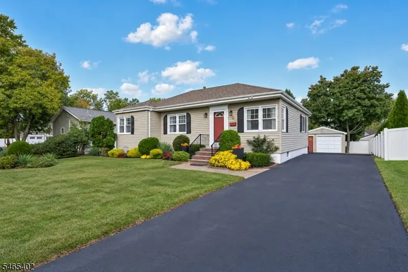 9 Shetland Dr, Clark, NJ 07066 - #2