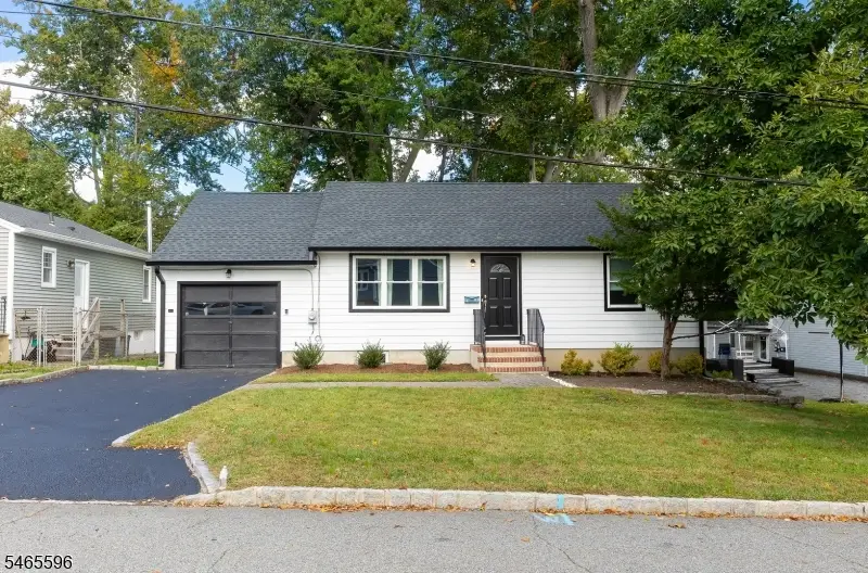 161 Beachwood Rd, Parsippany Troy Hills, NJ 07054 - #2