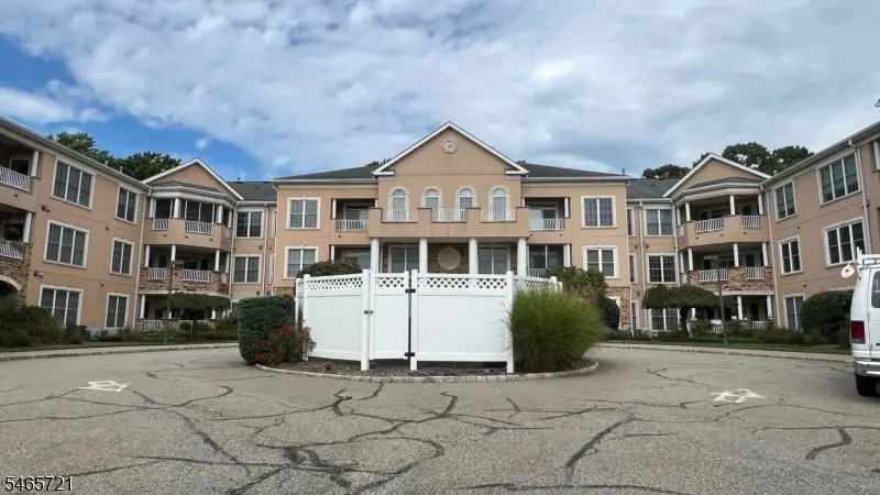 1301 Hamilton Dr #1303, Mount Hope, NJ 07866 - #1