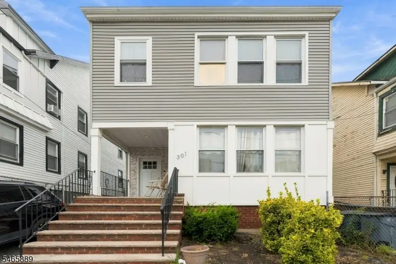 299 Renner Ave, Newark, NJ 07112 - #1