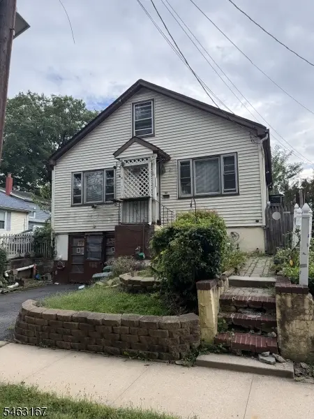 398 Harrison St, Rahway, NJ 07065 - #1