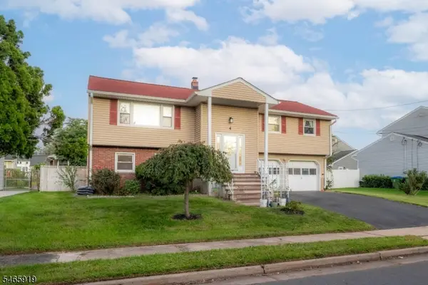 4 Charles Ct, Edison Twp., NJ 08820
