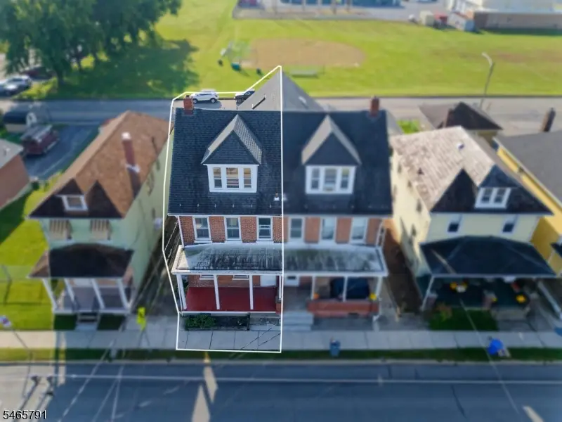 390 Heckman St, Phillipsburg, NJ 08865 - #1
