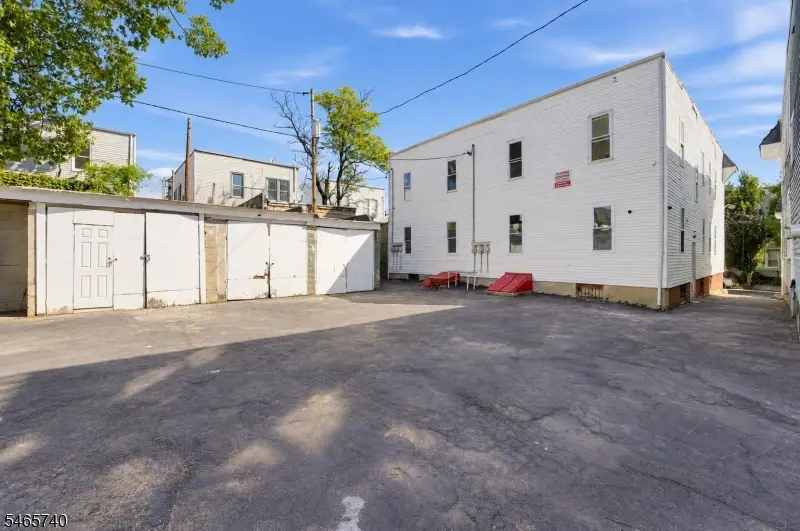 29 Goodwin Ave, Newark, NJ 07112 - #2