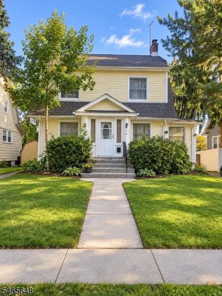 74 Rollinson St, West Orange, NJ 07052 - #1