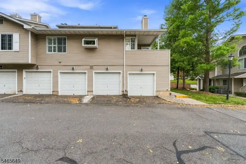 56 Bentley Ct, Bedminster, NJ 07921 - #2