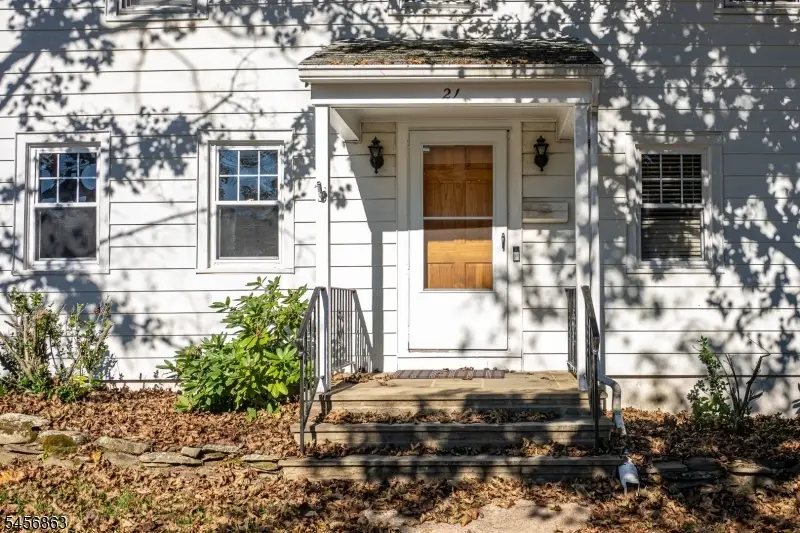 21 Park Ave, Caldwell, NJ 07006 - #3