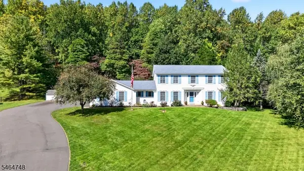 27 Edgemere Terrace, Washington Twp., NJ 07882