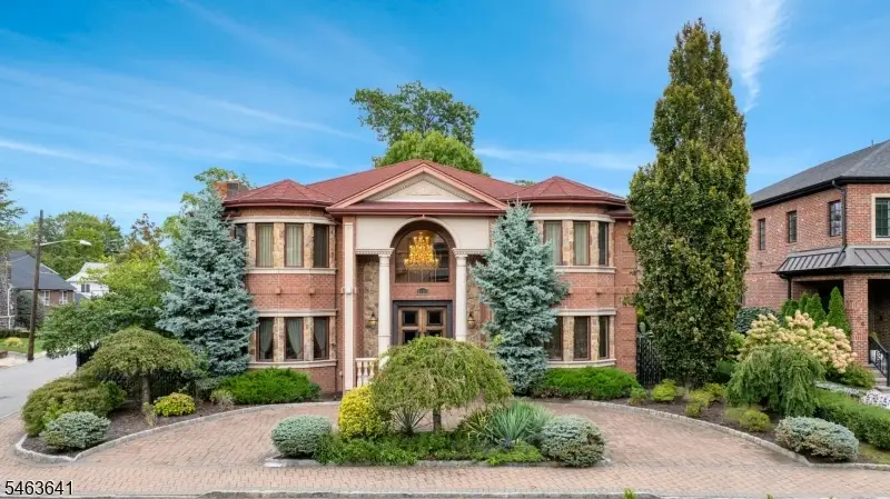 1088 Dearborn Rd, Fort Lee, NJ 07024 - #1