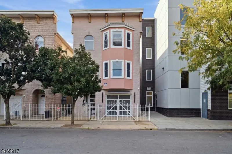 409 Halsey St, Newark, NJ 07102 - #1
