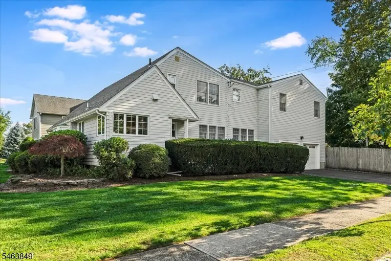 25 Richland Dr, Springfield, NJ 07081 - #3