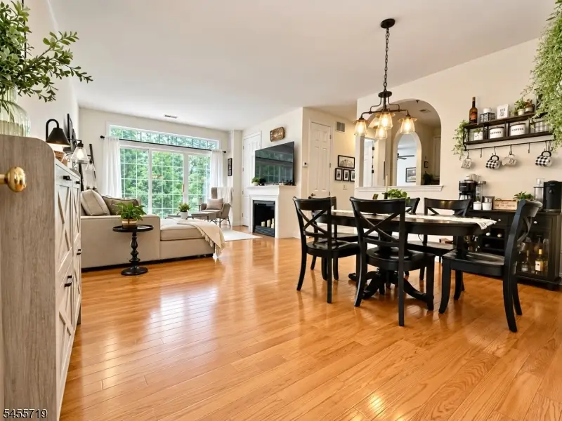 255 Windmill Ct, Lopatcong, NJ 08865 - #2