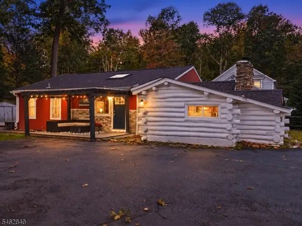 3 Ranger Trl, Byram Twp., NJ 07871