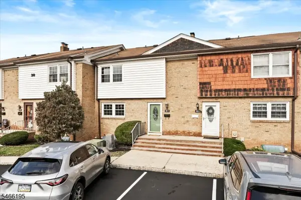 30-4 Farm Rd #4, Hillsborough Twp., NJ 08844