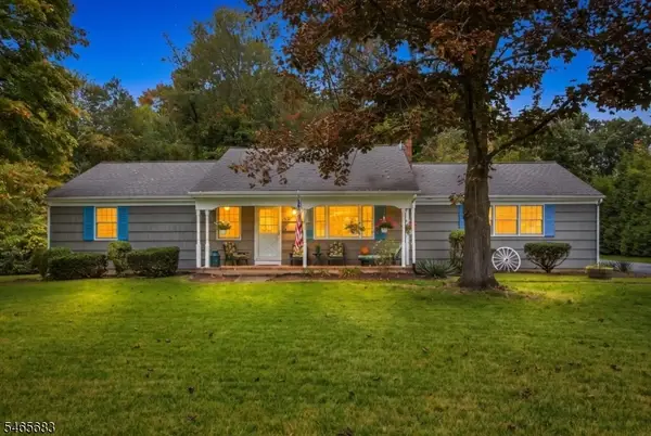 89 Cozy Lake Rd, Jefferson Twp., NJ 07438