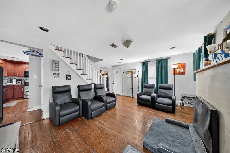 307 Conant St, Hillside, NJ 07205 - #2