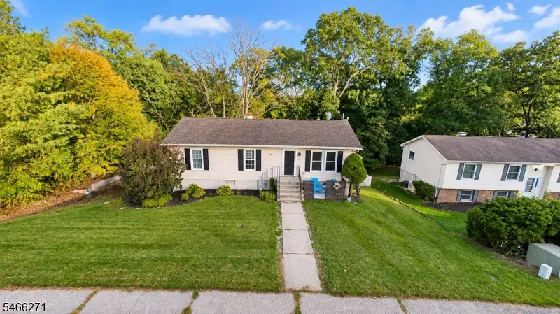 27 Birch Dr, Newton, NJ 07860 - #1