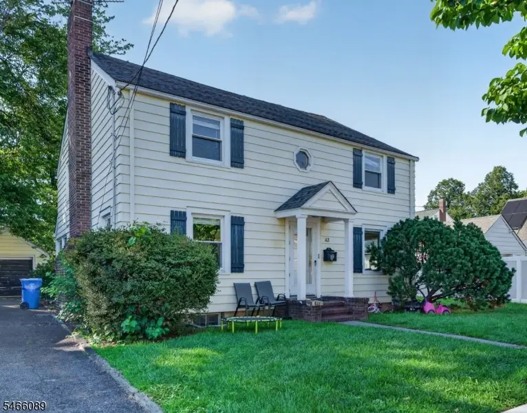 112 Rosewood Ter, Linden, NJ 07036 - #1