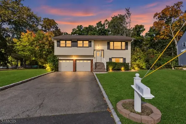 5 Downstream Dr, Mount Olive Twp., NJ 07836