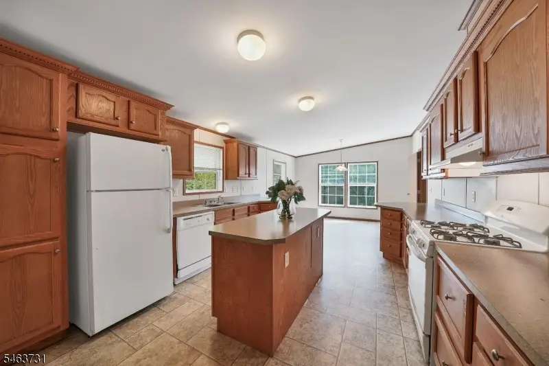 37 Sherwood Park, Long Valley, NJ 07853 - #2