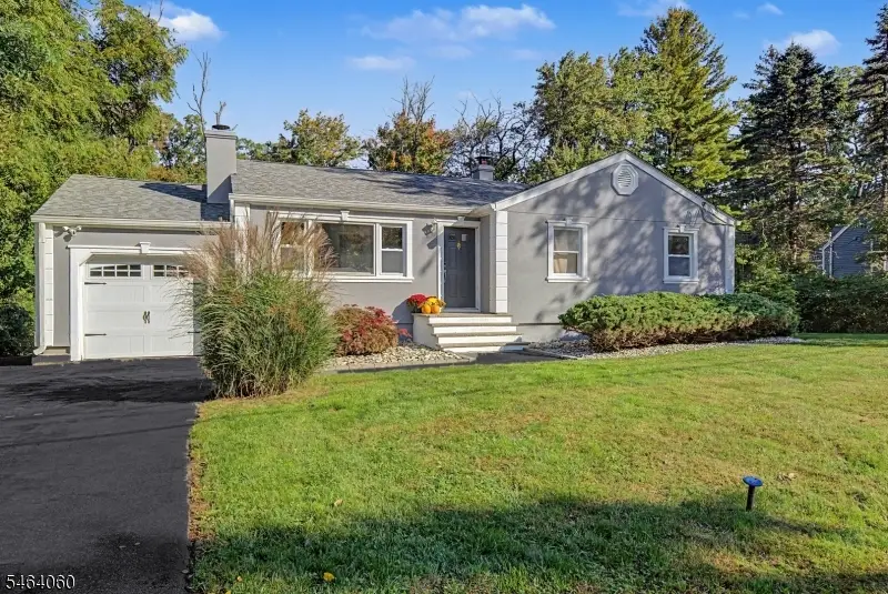 5 Hickory Pl, Randolph, NJ 07869 - #3
