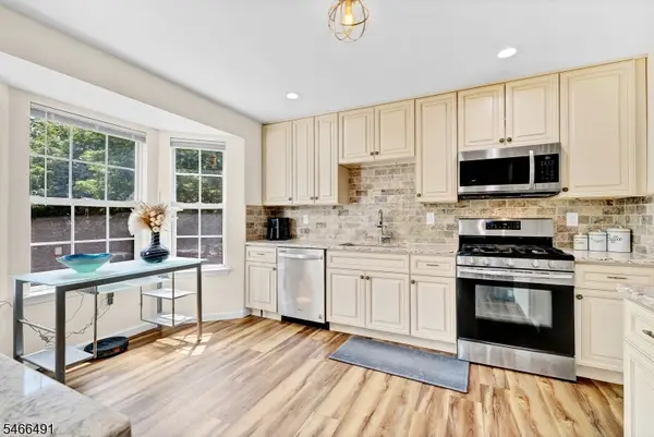 810 Plymouth Rd, North Brunswick Twp., NJ 08902