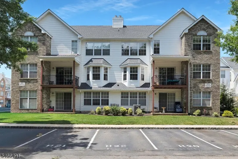 810 Plymouth Rd, North Brunswick, NJ 08902 - #2