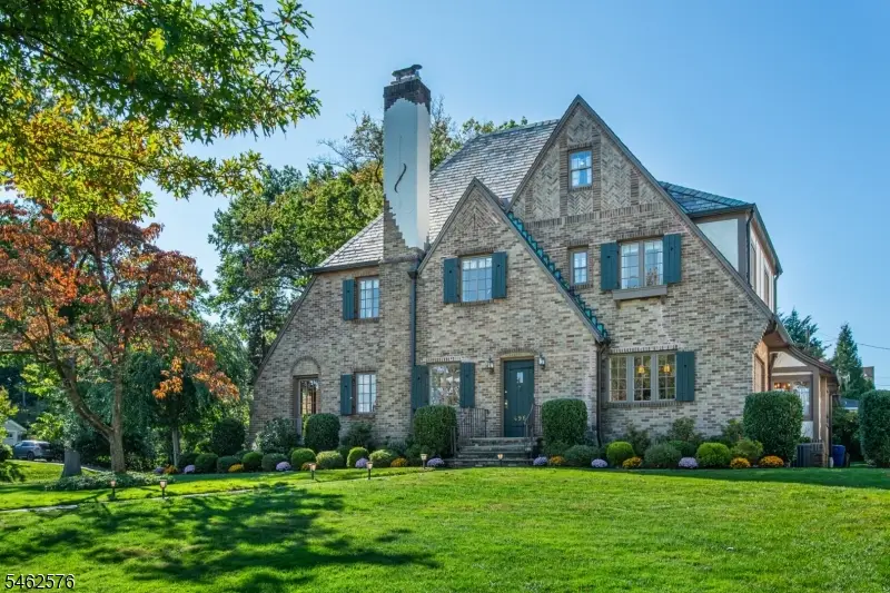 496 Ridgewood Ave, Glen Ridge, NJ 07028 - #2