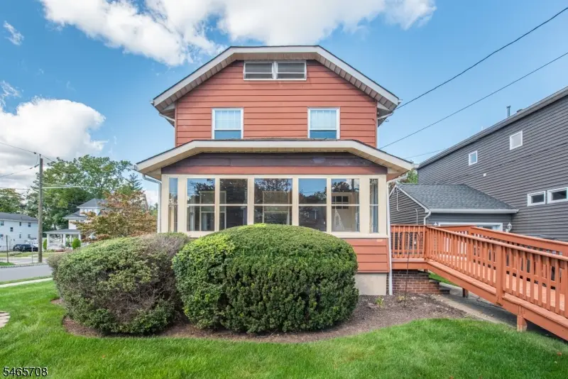 25 Orchard Sq, Caldwell, NJ 07006 - #3