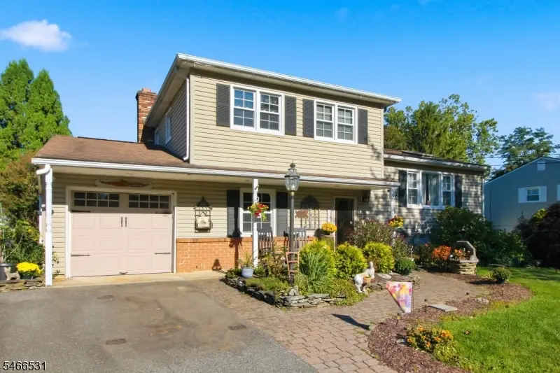 170 College View Dr, Hackettstown, NJ 07840 - #1