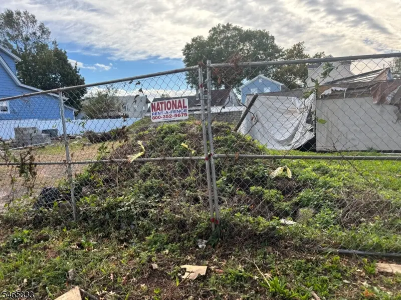 1135 Clark St, Linden, NJ 07036 - #3