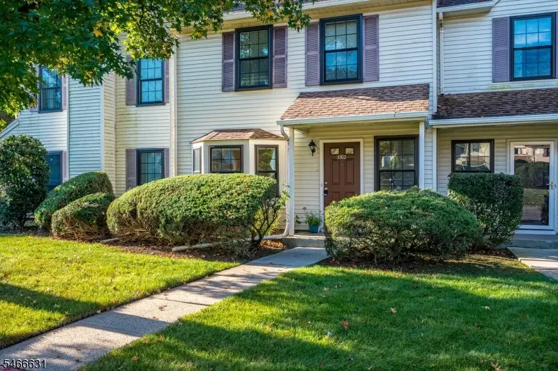 3302 Stonehedge Rd, Edison, NJ 08820 - #3