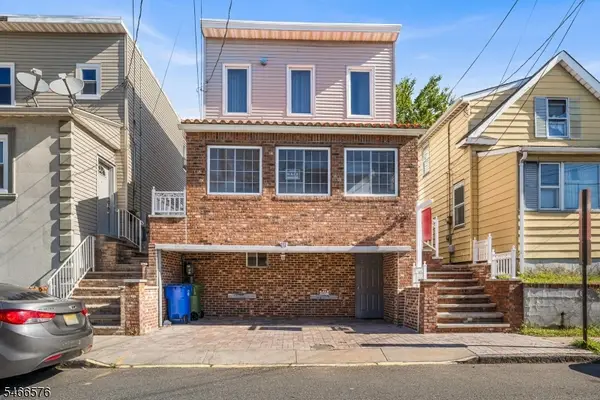731 Mcgillvray Pl, Linden City, NJ 07036