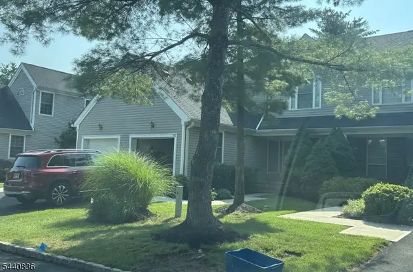 42 Myrtle Ct, Readington Twp., NJ 08889