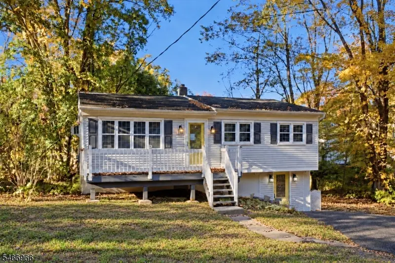 39 Brookwood Dr, Byram Center, NJ 07874 - #3