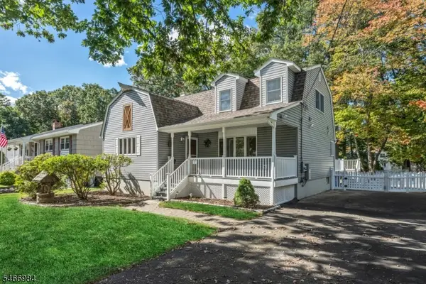 87 Calumet Ave, Oakland Boro, NJ 07436