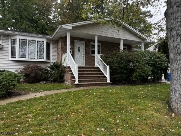 27 Frieda Ln, Woodbridge Twp., NJ 07067