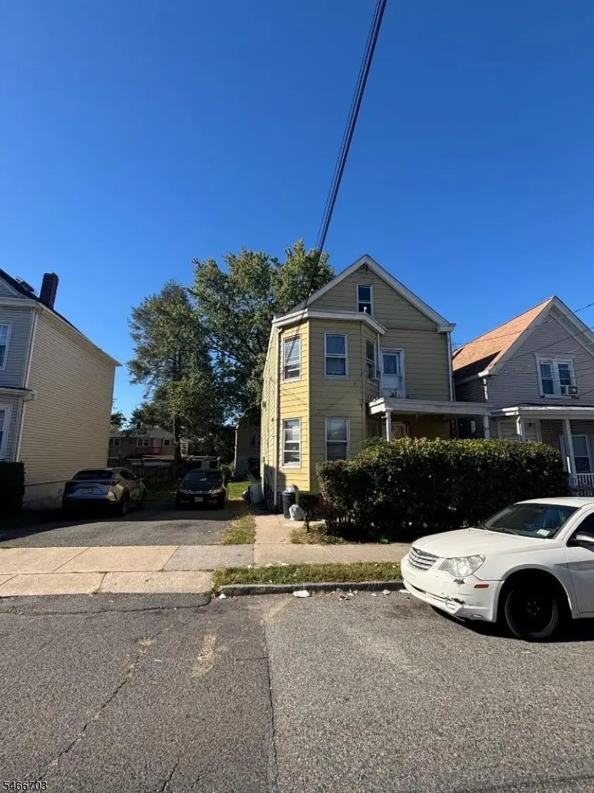 175 Edmund Ave, Paterson, NJ 07502 - #1