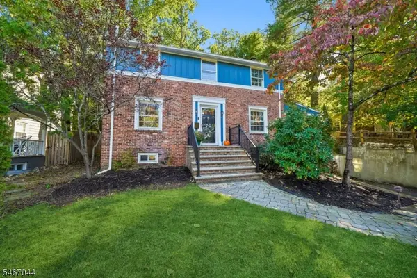 45 Wayland Dr, Verona Twp., NJ 07044