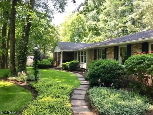 2 Delaware Rd, Blairstown Twp., NJ 07825
