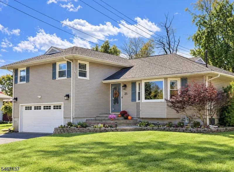 21 Alan Ln, Mine Hill, NJ 07803 - #1