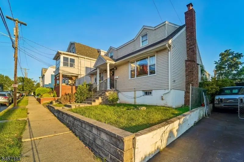 112 Dundee Ave, Paterson, NJ 07503 - #3