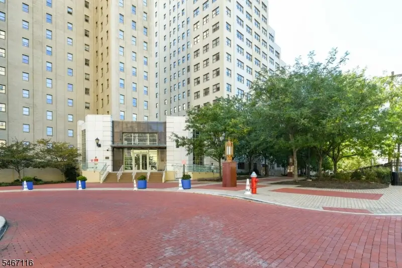 4 Beacon Way Unit 1601, Jersey City, NJ 07304 - #2