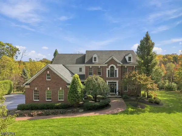 16 Ridgeline Dr, Washington Twp., NJ 07853